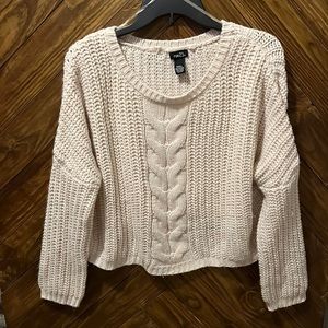 Cozy Rue 21 knit sweater. Color: cream. Size: small